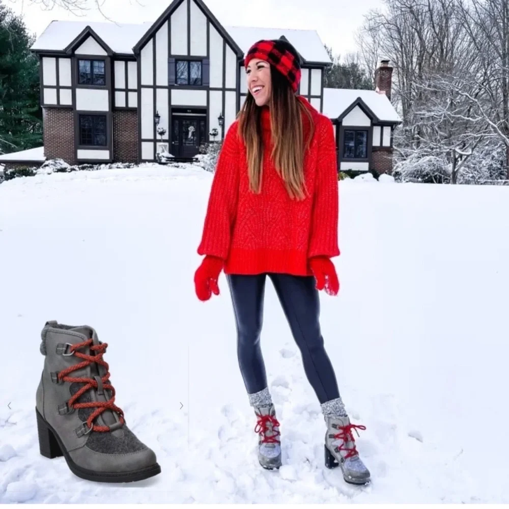 NWOT Sonoma Heeled All Weather Boots size 9.5